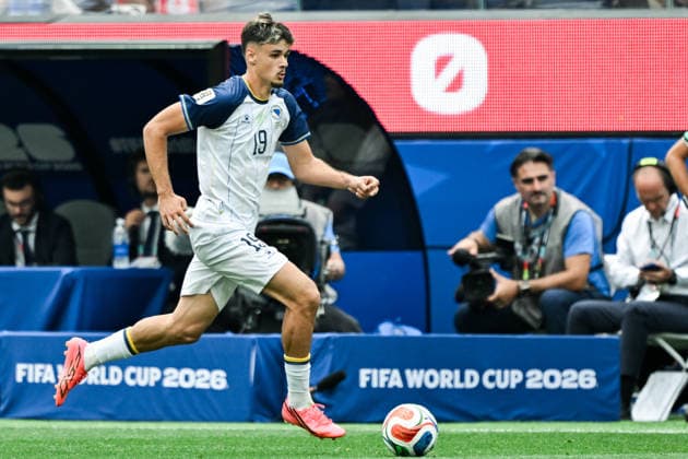 Kerim Alajbegovic of Bosnia and Herzegovina runs with the ball during a FIFA Men’s World Cup 2026 Group Stage football match between Switzerland and Bosnia and Herzegovina at Los Angeles Stadium, in Inglewood on June 18th 2026 (Photo by Nayra Halm SPP)  Copyright: xNayraxHalm SPPx Sportspressphoto_SPR170026