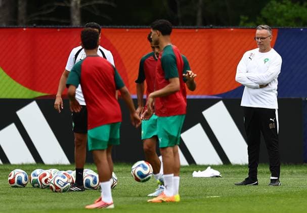 Mohamed Ouahbi head coach of Morocco Morocco Training, 2026 FIFA World Cup, WM, Weltmeisterschaft, Fussball Football, Revolution Training Centre, Foxborough, Massachusetts, USA - 18 Jun 2026Charlotte Atrium Health Performance Park United States of America EDITORIAL USE ONLY No use with unauthorised audio, video, data, fixture lists, club league logos or live services. Online in-match use limited to 120 images, no video emulation. No use in betting, games or single club league player publications.  Copyright: xMichaelxZemanek Shutterstockx 16934887f