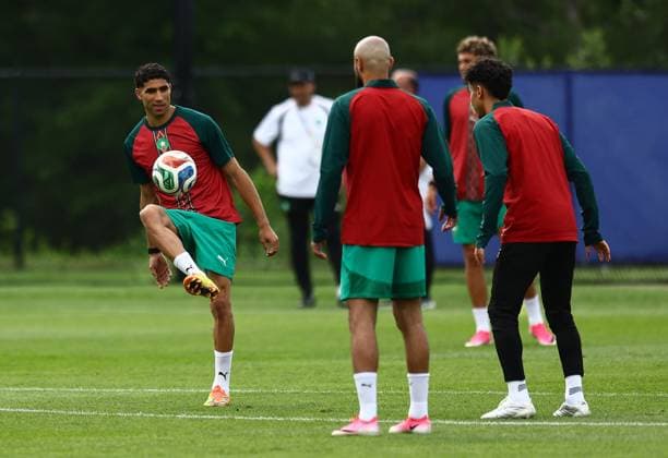 Achraf Hakimi of Morocco Morocco Training, 2026 FIFA World Cup, WM, Weltmeisterschaft, Fussball Football, Revolution Training Centre, Foxborough, Massachusetts, USA - 18 Jun 2026Charlotte Atrium Health Performance Park United States of America EDITORIAL USE ONLY No use with unauthorised audio, video, data, fixture lists, club league logos or live services. Online in-match use limited to 120 images, no video emulation. No use in betting, games or single club league player publications.  Copyright: xMichaelxZemanek Shutterstockx 16934887o