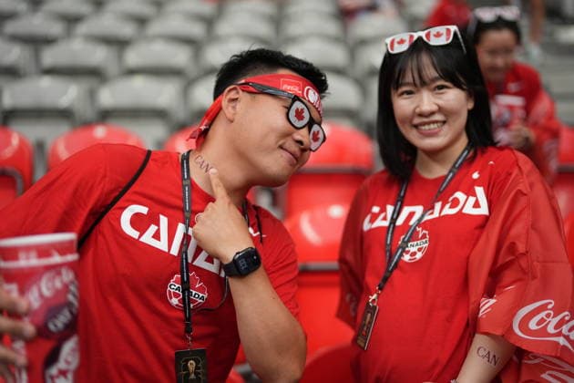Canada v Qatar - FIFA World Cup, WM, Weltmeisterschaft, Fussball 2026 - Group B VANCOUVER, CANADA - JUNE 18: Fans gather prior the 2026 FIFA World Cup First Stage Group B match between Canada and Qatar at BC Place Stadium in Vancouver, Canada on June 18, 2026. Ercin Erturk Anadolu British Columbia Canada. Editorial use only. Please get in touch for any other usage.  Copyright: x2026xAnadoluxErcinxErturkx