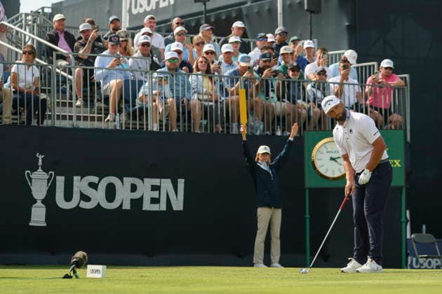 US Open Golf Championship - Round 1 Jon Rahm of Spain tees off during the first round of the 2026 US Open golf tournament at Shinnecock Hills Golf Club in Southampton, New York, USA, 18 June 2026. SOUTHAMPTON NEW YORK UNITED STATES  Copyright: xSARAHxYENESELx