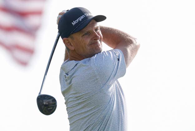 Justin Rose of England tees off on the 14th hole during the first round of the 126th U.S. Open Golf Championship at Shinnecock Hills Golf Club in Southampton, NY, on Thursday, June 18, 2026.  NYC20260618897 JOHNxANGELILLO