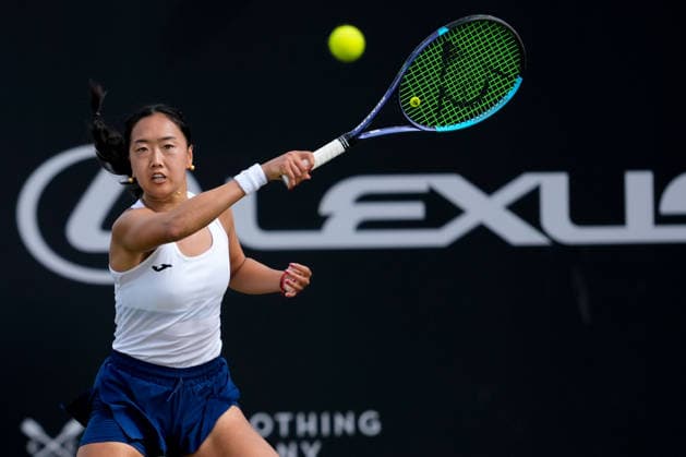 Lexus Nottingham Open - Day Four Ann Li competes during the Round of 16 singles match at the 2026 Lexus Nottingham Open Women s tennis tournament at the Nottingham Tennis Centre in Nottingham, England, on June 18, 2026. Nottingham Great Britain United Kingdom  Copyright: xOwenxHammondx originalFilename:hammond-2026lexu260618_npWgm.jpg