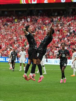 Canada v Qatar - FIFA World Cup, WM, Weltmeisterschaft, Fussball 2026 - Group B VANCOUVER, CANADA - JUNE 18: Jonathan David (10) of Canada celebrates after scoring a goal during the 2026 FIFA World Cup First Stage Group B match between Canada and Qatar at BC Place Stadium in Vancouver, Canada on June 18, 2026. Ercin Erturk Anadolu British Columbia Canada. Editorial use only. Please get in touch for any other usage.  Copyright: x2026xAnadoluxErcinxErturkx