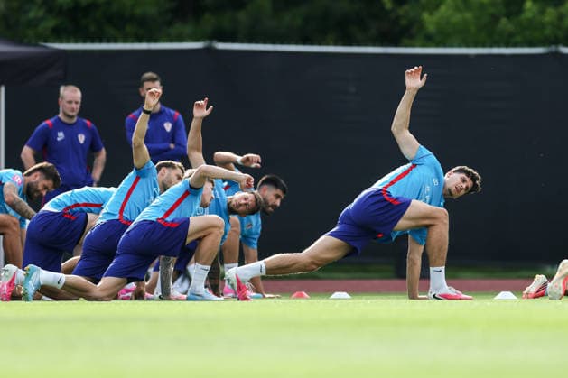Croatia Training And press conference, PK, Pressekonferenz - FIFA World Cup, WM, Weltmeisterschaft, Fussball 2026 Marco Pasalic and Igor Matanovic of Croatia during the training session at training centre at Episcopal High School on June 18, 2026 in Alexandria, Virginia.  IgorxKralj PIXSELL
