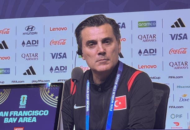 Turkiye head coach Vincenzo Montella SAN FRANCISCO, UNITED STATES - JUNE 19: Turkiye head coach Vincenzo Montella speaks during a press conference, PK, Pressekonferenz at San Francisco Bay Area Stadium in San Francisco, California, United States, on June 19, 2026. Turkiye will face Paraguay in its second match of the 2026 FIFA World Cup, WM, Weltmeisterschaft, Fussball Group D on June 20. Bozhan Memis Anadolu California United States. Editorial use only. Please get in touch for any other usage.  Copyright: x2026xAnadoluxBozhanxMemisx