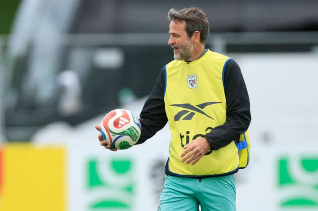 Panama s coach Thomas Christiansen participates in a training session at the Nottawasaga sports complex in Ontario, Canada, 18 June 2026. Panama s national team, Nationalteam training in Canada !ACHTUNG: NUR REDAKTIONELLE NUTZUNG!  Copyright: xBienvenidoxVelascox GR5017 20260618-55020640822_1