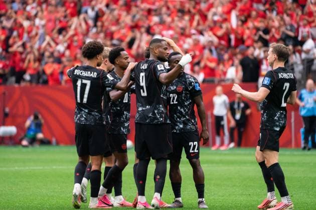 VANCOUVER, CANADA - JUNE 18: Tajon Buchanan of Canada, Cyle Larin of Canada, Alistair Johnston of Canada and teammates celebrate after scoring their fourth goal during the FIFA World Cup, WM, Weltmeisterschaft, Fussball 2026 group stage match between Canada and Qatar at BC Place Vancouver Stadium on June 18, 2026 in Vancouver, British Columbia, Canada.  Copyright: xAmyxElle SPPx Sportspressphoto_SPR170199