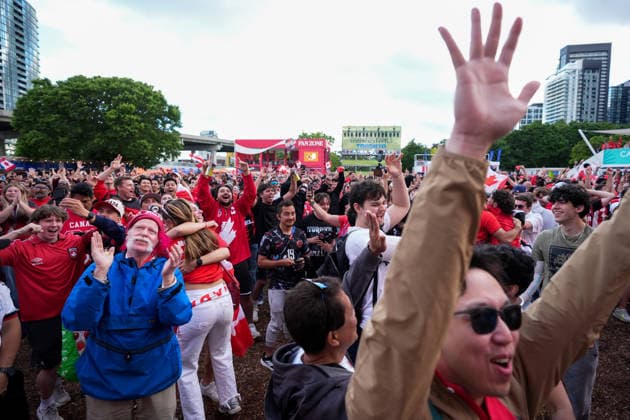 FIFA Fan Festival in Toronto TORONTO, CANADA - JUNE 18 : Fans of Canada celebrate as they gather to watch the World Cup 2026 Group B match between Canada v Qatar at FIFA Fan Festival in Toronto, Ontario, Canada on June 18, 2026. Mert Alper Dervis Anadolu Ontario Canada. Editorial use only. Please get in touch for any other usage.  Copyright: x2026xAnadoluxMertxAlperxDervisx