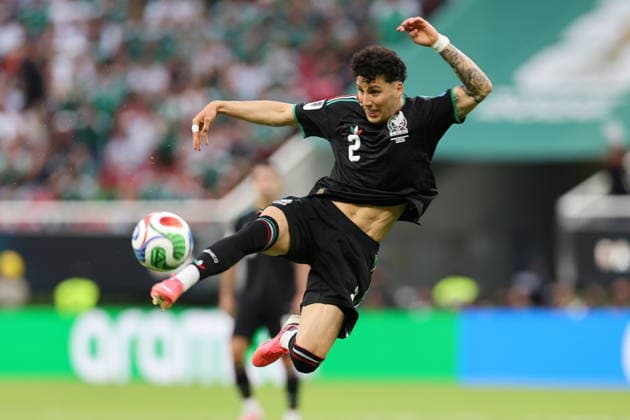 FIFA World Cup, WM, Weltmeisterschaft, Fussball 2026 - Group A - Mexico vs South Korea Jorge Sanchez of Mexico controls a ball during a Group A match in the FIFA World Cup 2026 Mexico against South Korea at Akron Stadium in Guadalajara, Mexico, 18 June 2026. GUADALAJARA Mexico  Copyright: xAlexxCruzx