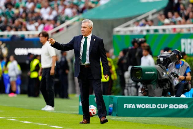 FIFA World Cup, WM, Weltmeisterschaft, Fussball 2026 - Group A - Mexico vs South Korea Mexico s head coach, Javier Aguirre, during a Group A match in the FIFA World Cup 2026 Mexico against South Korea at Akron Stadium in Guadalajara, Mexico, 18 June 2026. GUADALAJARA Mexico  Copyright: xFranciscoxGuascox