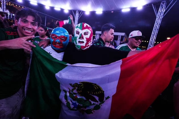 Fans celebrate Mexico s victory at FIFA Fan Festival in Houston HOUSTON, UNITED STATES - JUNE 18: Soccer fans celebrate after watching Mexico defeat South Korea in the 2026 FIFA World Cup, WM, Weltmeisterschaft, Fussball Group A match on a giant screen at the FIFA Fan Festival in Houston, Texas, United States, on June 18, 2026. Hakan Akgun Anadolu Texas United States. Editorial use only. Please get in touch for any other usage.  Copyright: x2026xAnadoluxHakanxAkgunx