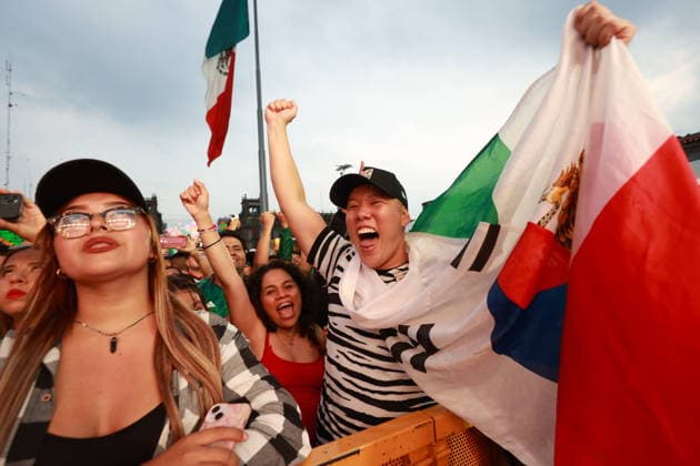 FIFA World Cup, WM, Weltmeisterschaft, Fussball 2026 - Group A - Mexico vs South Korea Fans in Mexico react during the broadcast of the FIFA World Cup 2026 match between Mexico and South Korea at the Fan Fest in the Zócalo in Mexico City, Mexico, 18 June 2026. MEXICO CITY Mexico  Copyright: xTomásxPérezx