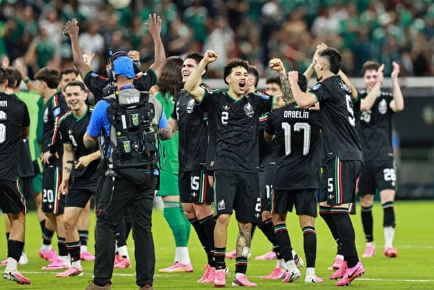 June 18, 2026, Guadalajara, Jalisco, Mexico: Jorge Sanchez and players of Mexico celebrates a victory after the match between the match between Mexico and Korea Republic for the 2st round of the group A of the FIFA World Cup, WM, Weltmeisterschaft, Fussball 2026, at Guadalajara Stadium, in Guadalajara, Mexico on June 18, 2026. Photo: DiaEsportivo Guadalajara Mexico - ZUMAh208 20260618_zsp_h208_060 Copyright: xHeulerxAndreyx