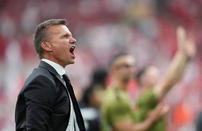 (260619) -- VANCOUVER, June 19, 2026 -- Jesse Marsch, head coach of Canada, celebrates after the group B match between Canada and Qatar at the 2026 FIFA World Cup, WM, Weltmeisterschaft, Fussball at BC Place Vancouver in Vancouver, Canada, June 18, 2026. ) (SP)CANADA-VANCOUVER-FOOTBALL-FIFA WORLD CUP-GROUP B-CAN VS QAT MengxYongmin 