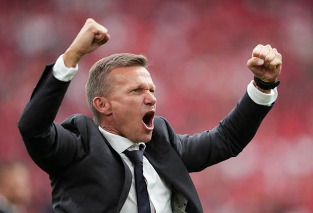 (260619) -- VANCOUVER, June 19, 2026 -- Jesse Marsch, head coach of Canada, celebrates after the group B match between Canada and Qatar at the 2026 FIFA World Cup, WM, Weltmeisterschaft, Fussball at BC Place Vancouver in Vancouver, Canada, June 18, 2026. ) (SP)CANADA-VANCOUVER-FOOTBALL-FIFA WORLD CUP-GROUP B-CAN VS QAT MengxYongmin 