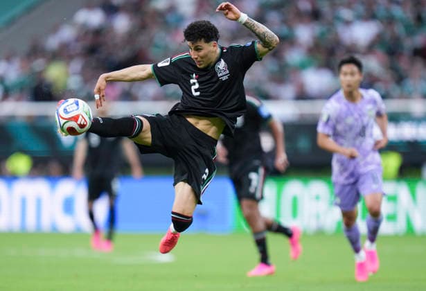 (260619) -- GUADALAJARA, June 19, 2026 -- Jorge Sanchez of Mexico competes during a group A match between Mexico and South Korea at the 2026 FIFA World Cup, WM, Weltmeisterschaft, Fussball at Guadalajara Stadium in Guadalajara, Mexico, June 18, 2026. (Photo by Xinhua) (SP)MEXICO-GUADALAJARA-FOOTBALL-FIFA WORLD CUP-GROUP A-MEX VS KOR MartinxZabala 