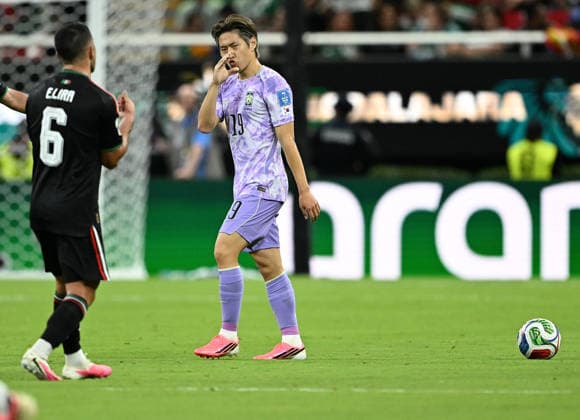 (260619) -- GUADALAJARA, June 19, 2026 -- Lee Kang-in (R) of South Korea gestures during a group A match between Mexico and South Korea at the 2026 FIFA World Cup, WM, Weltmeisterschaft, Fussball at Guadalajara Stadium in Guadalajara, Mexico, June 18, 2026. ) (SP)MEXICO-GUADALAJARA-FOOTBALL-FIFA WORLD CUP-GROUP A-MEX VS KOR LixMuzi 