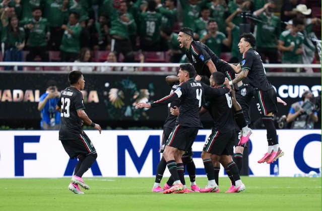 (260619) -- GUADALAJARA, June 19, 2026 -- Players of Mexico celebrate their first goal during a group A match between Mexico and South Korea at the 2026 FIFA World Cup, WM, Weltmeisterschaft, Fussball at Guadalajara Stadium in Guadalajara, Mexico, June 18, 2026. (Photo by Xinhua) (SP)MEXICO-GUADALAJARA-FOOTBALL-FIFA WORLD CUP-GROUP A-MEX VS KOR MartinxZabala 