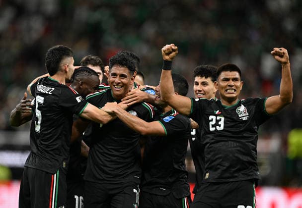 (260619) -- GUADALAJARA, June 19, 2026 -- Players of Mexico celebrate their first goal by Luis Romo (2nd L, front) during a group A match between Mexico and South Korea at the 2026 FIFA World Cup, WM, Weltmeisterschaft, Fussball at Guadalajara Stadium in Guadalajara, Mexico, June 18, 2026. ) (SP)MEXICO-GUADALAJARA-FOOTBALL-FIFA WORLD CUP-GROUP A-MEX VS KOR LixMuzi 
