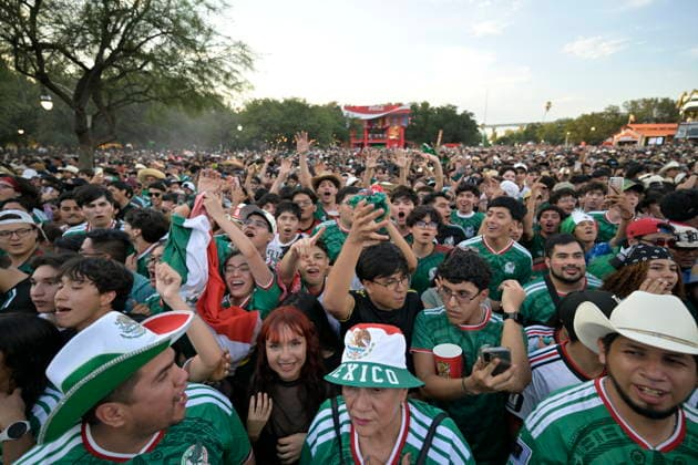 Mexicans Gather at the Monterrey Fan Fest Mexican fans react during the broadcast of the 2026 FIFA World Cup, WM, Weltmeisterschaft, Fussball match between Mexico and South Korea at the Fan Fest in Monterrey, Mexico, 18 June 2026. Monterrey Mexico  Copyright: xMiguelxSierrax