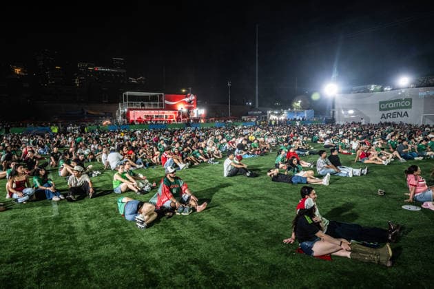 Mexican Fans Attending The Fan Festival In Houston, Texas Mexican football supporters watch the FIFA World Cup, WM, Weltmeisterschaft, Fussball 2026 Group A match between Mexico and South Korea at the FIFA Fan Zone in Houston, Texas, United States, on June 18, 2026. Houston United States  Copyright: xGiacomoxCosuax originalFilename:cosua-notitle260619_npmkH.jpg
