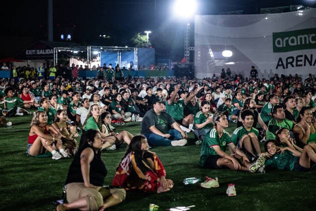 Mexican Fans Attending The Fan Festival In Houston, Texas Mexican football supporters watch the FIFA World Cup, WM, Weltmeisterschaft, Fussball 2026 Group A match between Mexico and South Korea at the FIFA Fan Zone in Houston, Texas, United States, on June 18, 2026. Houston United States  Copyright: xGiacomoxCosuax originalFilename:cosua-notitle260619_npvV5.jpg