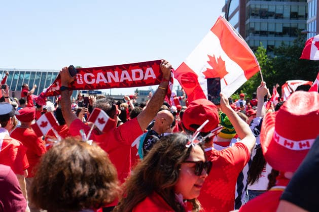 VANCOUVER, CANADA - JUNE 18: Thousands of fan supporters of Canada gather during the March to the Match Rally before the FIFA World Cup, WM, Weltmeisterschaft, Fussball 2026 group stage match between Canada and Qatar at the Match Day Spectator Route between Main Street-Science World Station and BC Place Vancouver Stadium on June 18, 2026 in Vancouver, British Columbia, Canada.  Copyright: xAmyxElle SPPx Sportspressphoto_SPR170377