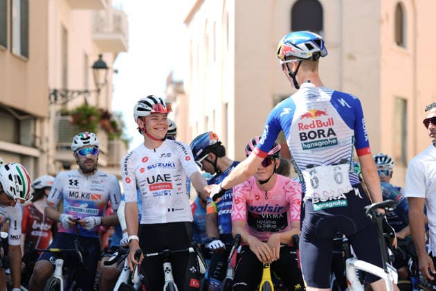 Start the race Netherlands Daan Dijkman of UAE Team Emirates Gen-Z during Stage 6 of the Giro Next Gen 2026, from Velletri to Subiaco-Monte Livata, Italy, Friday, June 19, 2026.  Copyright: xMassimoxPaolone LaPressex