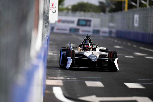 2026 FORMULA E SANYA ePRIX 09 EVANS Mitch (nzl), Jaguar TCS Racing, Jaguar I-Type 7, action during the 2026 Sanya ePrix, 11th round of the 2025-26 ABB FIA Formula E World Championship, WM, Weltmeisterschaft on the Sanya Street Circuit from June 18 to 20, 2026 in Sanya, China - SanyaChina  Copyright: xFabrizioxBoldonix