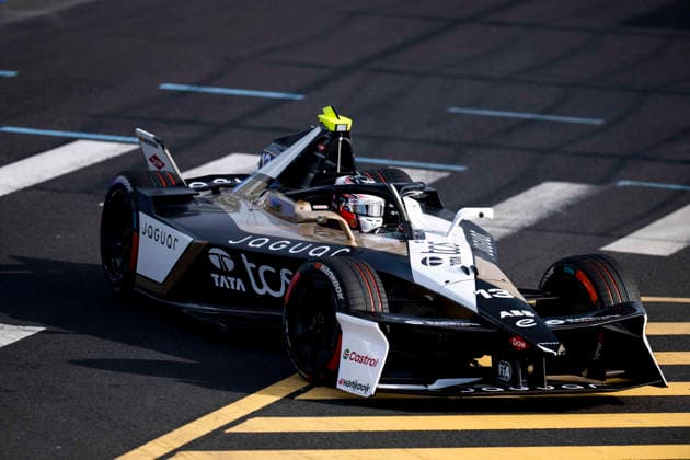 2026 FORMULA E SANYA ePRIX 13 DA COSTA Antonio Felix (prt), Jaguar TCS Racing, Jaguar I-Type 7, action during the 2026 Sanya ePrix, 11th round of the 2025-26 ABB FIA Formula E World Championship, WM, Weltmeisterschaft on the Sanya Street Circuit from June 18 to 20, 2026 in Sanya, China - SanyaChina  Copyright: xFabrizioxBoldonix