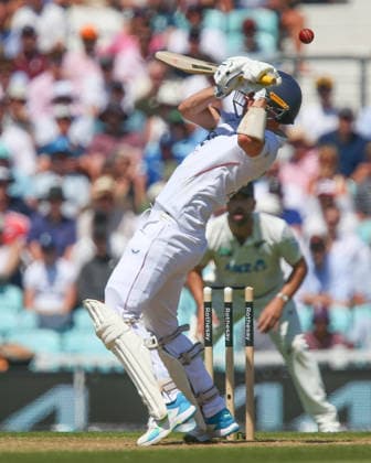 LONDON, ENGLAND - JUNE 19: Matthew Fisher of England attempts to play a short ball during day 3 of the 2nd Rothesay Test Match between England and New Zealand at The Kia Oval on June 19, 2026 in London, England.  Copyright: xJayxPatel SPPx Sportspressphoto_SPR170700