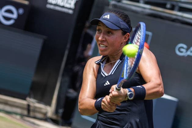 Berlin, 15.06.26, Tennis: VANDA Pharmaceuticals BERLIN TENNIS OPEN 2026 im Steffi-Graf-Stadion. Damen, Einzel. J. Pegula (USA) vs M. Keys (USA). Jessica Pegula retourniert einen Ball. VANDA Pharmaceuticals BERLIN TENNIS OPEN 2026
