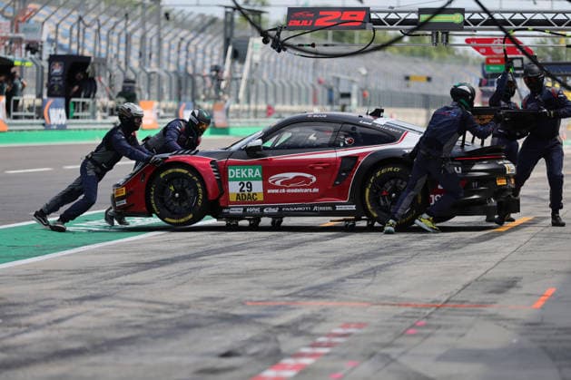 Pitlane, Detail, Bastian Buus (DK Land-Motorsport, 29), Porsche 911 GT3 R Evo, DTM (German Touring Car Championship) - Round 3 - Free Practice, DEKRA Lausitzring on 19.06.2026. Brandenburg Deutschland Copyright: xO.Franke,xSportblen.dex