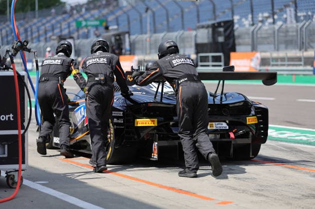 Pitlane, Detail, Ben Dörr (D Dörr Motorsport, 25), McLaren 720S GT3 Evo DTM (German Touring Car Championship) - Round 3 - Free Practice, DEKRA Lausitzring on 19.06.2026. Brandenburg Deutschland Copyright: xO.Franke,xSportblen.dex