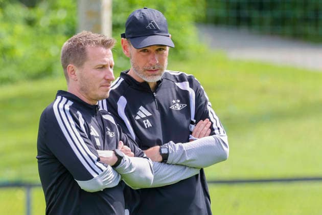 New Coach at Rosenborg Trondheim 20260619 Newly hired RBK coach Freyr Alexandersson watches practice at Rosenborg’s training field on Friday. Photo  Copyright: xJanxLanghaugx xNTBx