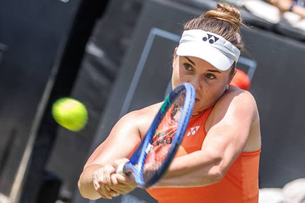 Berlin, 15.06.26, Tennis: VANDA Pharmaceuticals BERLIN TENNIS OPEN 2026 im Steffi-Graf-Stadion. Damen, Einzel. L. Noskova (CZE) vs WC P. Badosa (ESP) Linda Noskova retourniert einen Ball. VANDA Pharmaceuticals BERLIN TENNIS OPEN 2026
