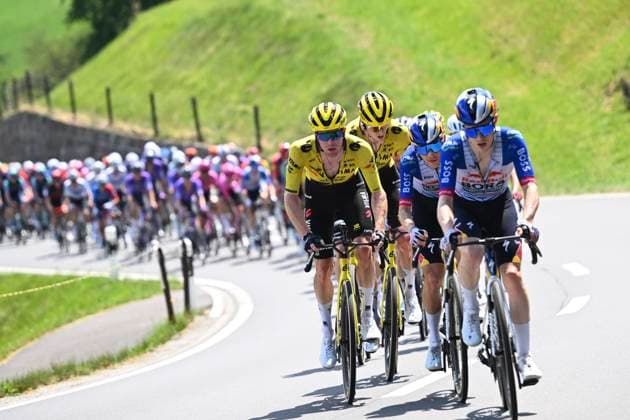 Tour de Suisse 2026 Stage 3 BAD RAGAZ, SWITZERLAND - JUNE 19 : Kruijswijk Steven (NED) of Team Visma Lease a Bike during stage 3 of the 89th edition of Tour de Suisse an UCI World Tour 2.UWT cycling road race stage for Men Elite of 157.9 km with start in Bad Ragaz and finish in Bad Ragaz on June 19, 2026 in Bad Ragaz, Switzerland, 19 06 2026 ( Motordriver Guy De Vuyst - Bad Ragaz Switzerland  Copyright: xVincentxKalutx