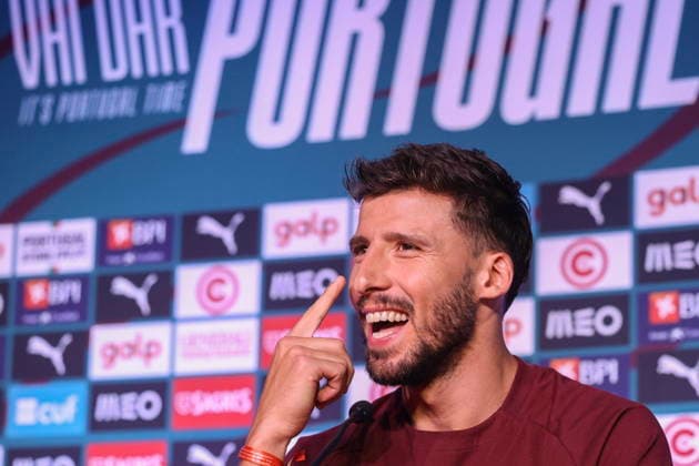 FIFA World Cup, WM, Weltmeisterschaft, Fussball 2026 - Portugal press conference, PK, Pressekonferenz Portugal s soccer team player Ruben Dias attends a press conference at the training site at Garden District Park for the FIFA World Cup 2026 in Palm Beach, Florida, USA, 19 June 2026. PALM BEACH Florida United States  Copyright: xMIGUELxA.xLOPESx
