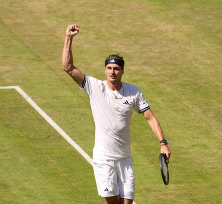 photo : Alexander ZVEREV (GER) jubelt beim Satzball im Tiebreak des ersten Satzes Tennis-Turnier Terra Wortmann Cup im Gerry Weber Sportpark in Halle Westfalen - Viertelfinales - am Fr. 19.06.2026