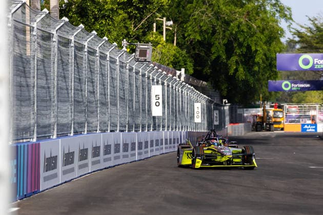 2026 FORMULA E SANYA ePRIX 33 TICKTUM Dan (gbr), Cupra Kiro, Porsche 99X Electric WCG3, action during the 2026 Sanya ePrix, 11th round of the 2025-26 ABB FIA Formula E World Championship, WM, Weltmeisterschaft on the Sanya Street Circuit from June 18 to 20, 2026 in Sanya, China - SanyaChina  Copyright: xDamienxDoumerguex