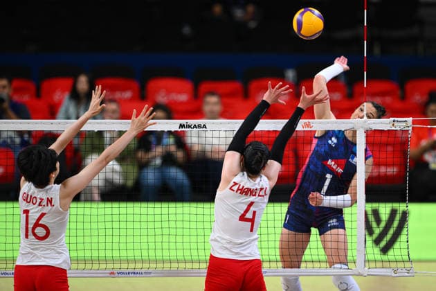France v China - 2026 FIVB Volleyball Nations League ANKARA, TURKIYE - JUNE 19: Helena Cazaute (1) of France competes against her opponent during the 2026 FIVB Volleyball Nations League week 2 match between France and China at Ankara Sports Hall in Ankara, Turkiye on June 19, 2026. Akin Celiktas Anadolu Ankara Turkey. Editorial use only. Please get in touch for any other usage.  Copyright: x2026xAnadoluxAkinxCeliktasx