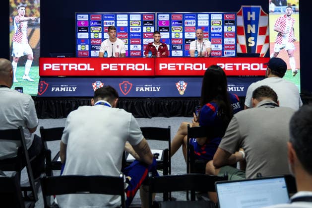Croatia Training And press conference, PK, Pressekonferenz - FIFA World Cup, WM, Weltmeisterschaft, Fussball 2026 Luka Vuskovic and Andrej Kramaric of Croatia and Head of communications at Croatian Football Federation Tomislav Pacak attend the Croatia National Football Team press conference at training centre at Episcopal High School on June 19, 2026 in Alexandria, Virginia.  IgorxKralj PIXSELL