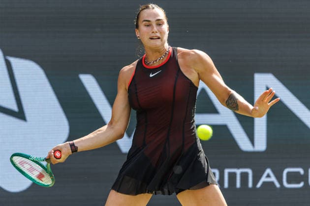 Berlin, 15.06.26, Tennis: VANDA Pharmaceuticals BERLIN TENNIS OPEN 2026 im Steffi-Graf-Stadion. Damen, Einzel. A. Sabalenka - N. Bartunkova (CZE), A. Sabalenka retourniert einen Ball. VANDA Pharmaceuticals BERLIN TENNIS OPEN 2026
