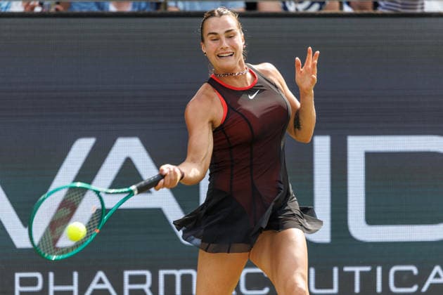 Berlin, 15.06.26, Tennis: VANDA Pharmaceuticals BERLIN TENNIS OPEN 2026 im Steffi-Graf-Stadion. Damen, Einzel. A. Sabalenka - N. Bartunkova (CZE), A. Sabalenka retourniert einen Ball. VANDA Pharmaceuticals BERLIN TENNIS OPEN 2026