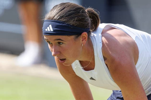 Berlin, 15.06.26, Tennis: VANDA Pharmaceuticals BERLIN TENNIS OPEN 2026 im Steffi-Graf-Stadion. Damen, Einzel. A. Sabalenka - N. Bartunkova (CZE). Nikola Bartunkova retourniert einen Ball. VANDA Pharmaceuticals BERLIN TENNIS OPEN 2026