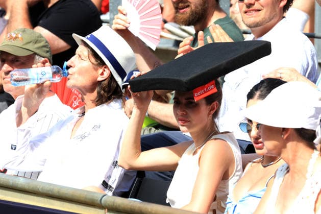 DEU, Berlin Tennis Open, 19.06.2026, Rot-Weiss Tennisanlage, Steffi-Graf-Stadion, Berlin, DEU, Berlin Tennis Open, im Bild Aryna Sabalenka Nikola Bartunkova (CZE)