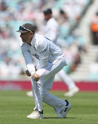 Joe Root of England England v New Zealand, Second Test, Day Three, Rothesay Test Match Series, Cricket, The Kia Oval, London, UK - 19 Jun 2026London Kia Oval United Kingdom EDITORIAL USE ONLY No use with unauthorised audio, video, data, fixture lists, club league logos or live services. Online in-match use limited to 120 images, no video emulation. No use in betting, games or single club league player publications.  Copyright: xKieranxMcManus Shutterstockx 16928963ax
