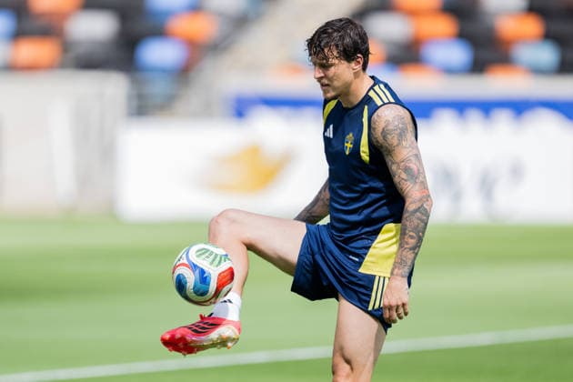 260619 Victor Nilsson Lindelöf of the Swedish national football team at a training session during day 9 of the FIFA World Cup, WM, Weltmeisterschaft, Fussball 2026 on June 19, 2026 in Houston. Photo: Petter Arvidson BILDBYRAN kod PA PA1243 fotboll football soccer fotball vm fotbolls-vm fotball-vm fotbolls-vm 2026 fifa world cup 2026 träning practice training sverige sweden sverige a day 9 bbeng