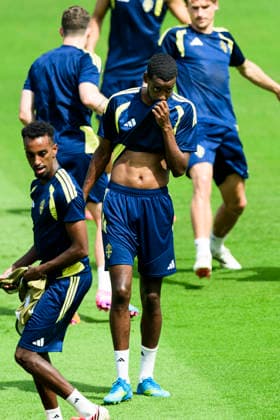 260619 Alexander Isak of the Swedish national football team at a training session during day 9 of the FIFA World Cup, WM, Weltmeisterschaft, Fussball 2026 on June 19, 2026 in Houston. Photo: Ludvig Thunman BILDBYRAN kod LT PA1243 fotboll football soccer fotball vm fotbolls-vm fotball-vm fotbolls-vm 2026 fifa world cup 2026 träning practice training sverige sweden sverige a day 9 bbeng